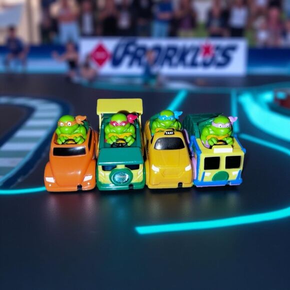 Complete Set of 4 Teenage Mutant Ninja Turtles Rad Rip Racers TMNT B1 - Picture 1 of 16